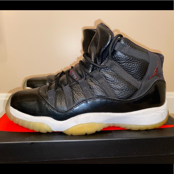 Jordan 11 Retro 72-10 - Picture 3 of 3